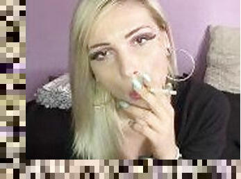 aluna, amador, babes, adolescente, colégio, loira, italiana, fetiche, sozinho, fumando