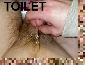 masturbation, pisser, amateur, gay, secousses, collège, toilette, fétiche, solo, minet